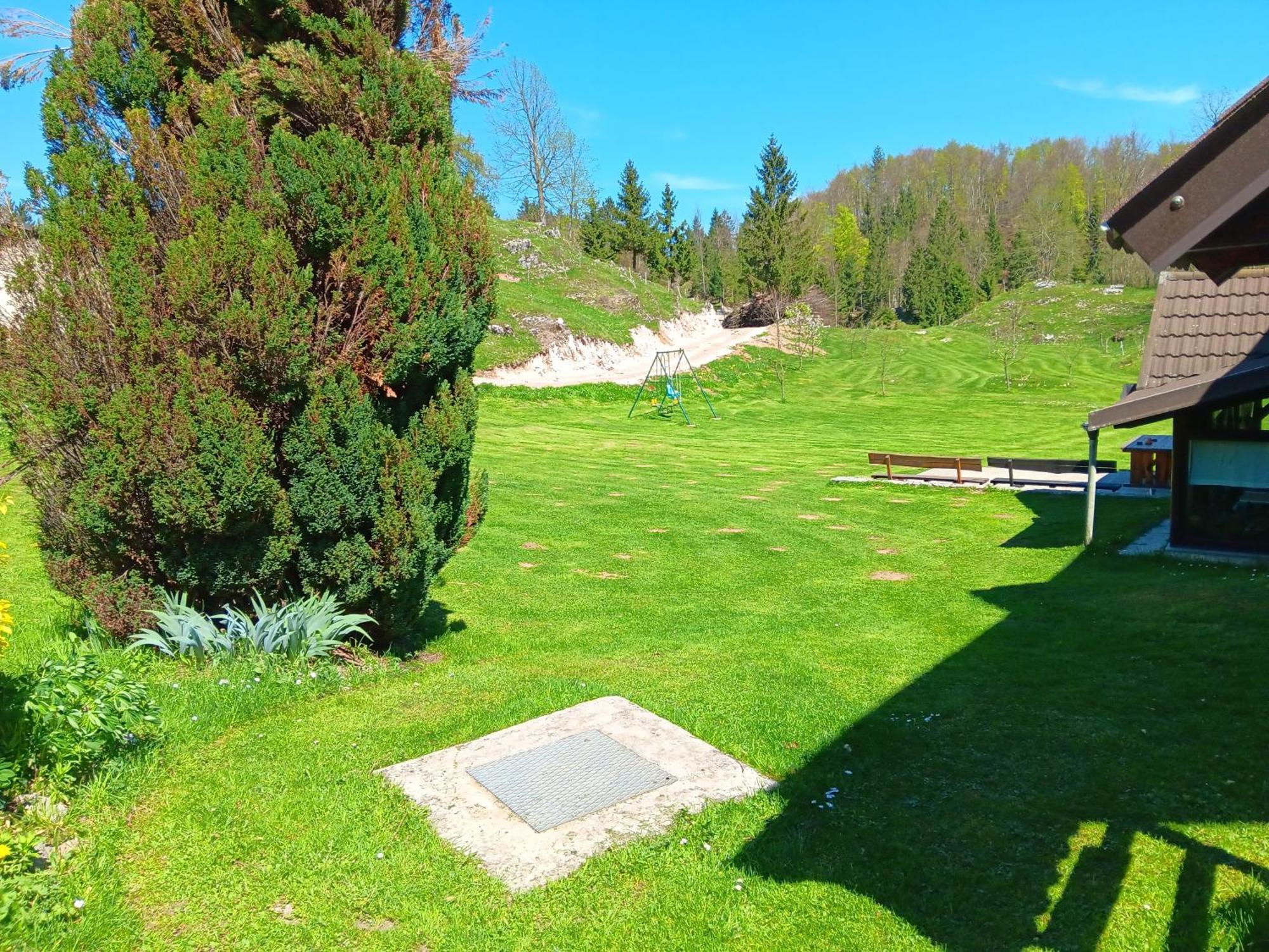 Turisticna Kmetija Pr Mark Trebce Dış mekan fotoğraf